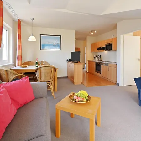 Apartment Ferienwohnung-12-fuer-6-personen-strandnah-in-sellin-auf-ruegen-villa-celia-wlan-sauna Sellin (Rugen)