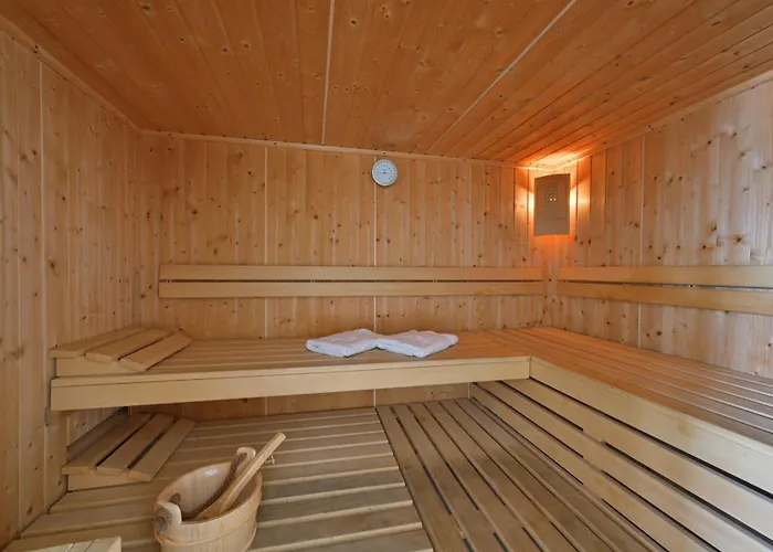 Ferienwohnung-12-fuer-6-personen-strandnah-in-sellin-auf-ruegen-villa-celia-wlan-sauna